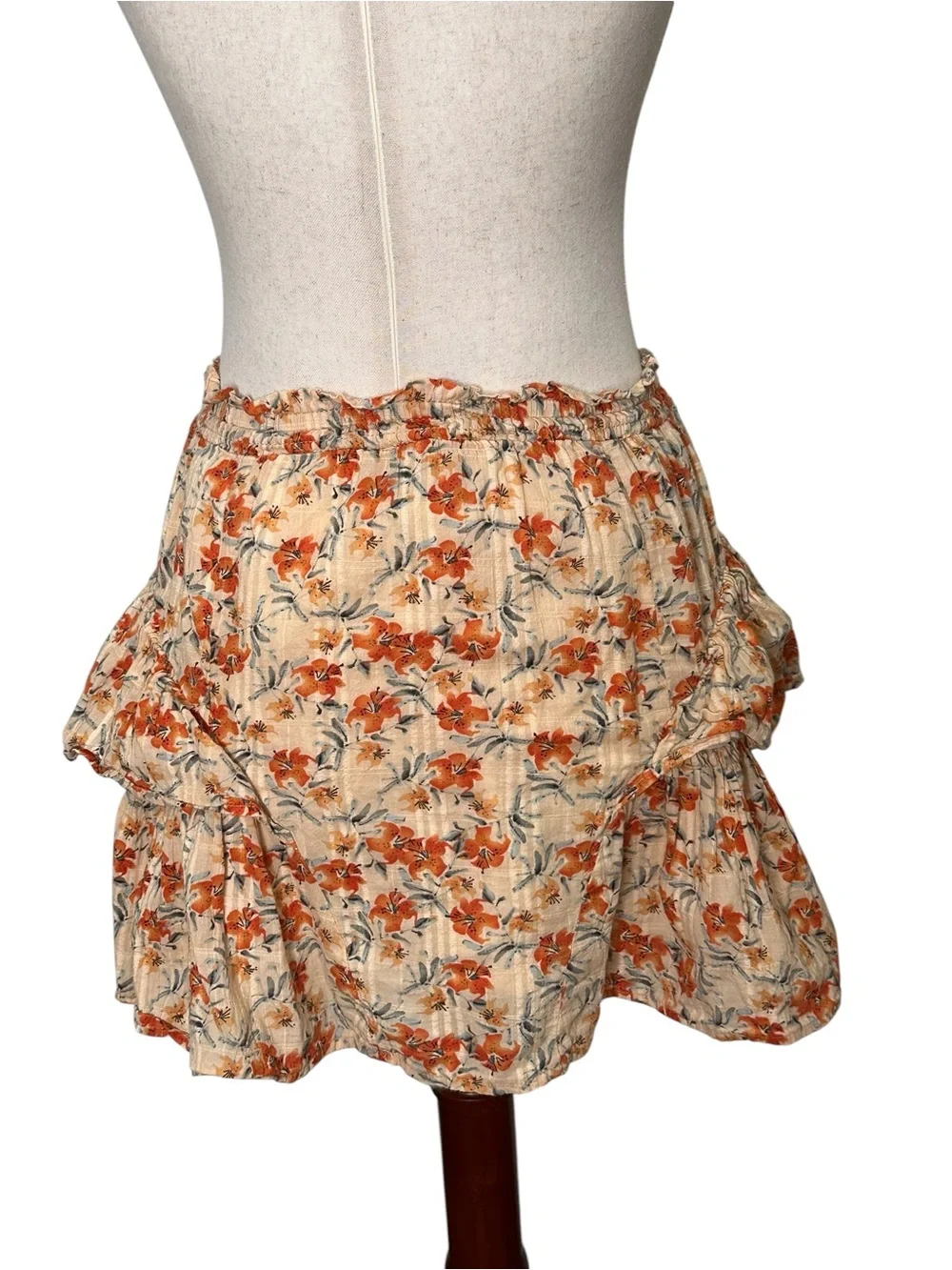 MINKPINK Zahari Floral Tiered Ruffle Mini Skirt in Cream and Rust. Boho S